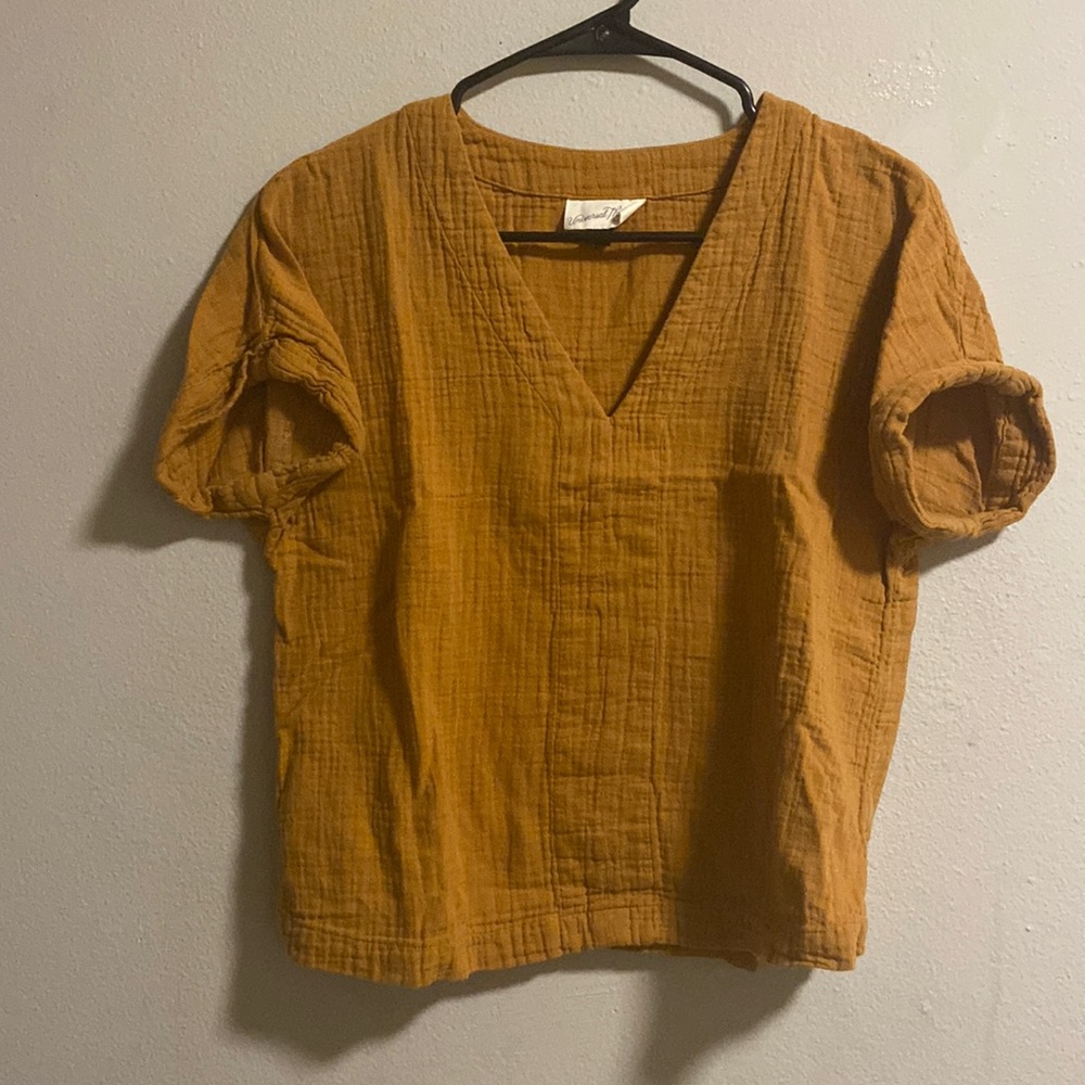 Mustard yellow short sleeve shirt